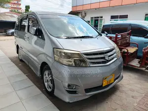 Toyota Alphard 2004 Silver
