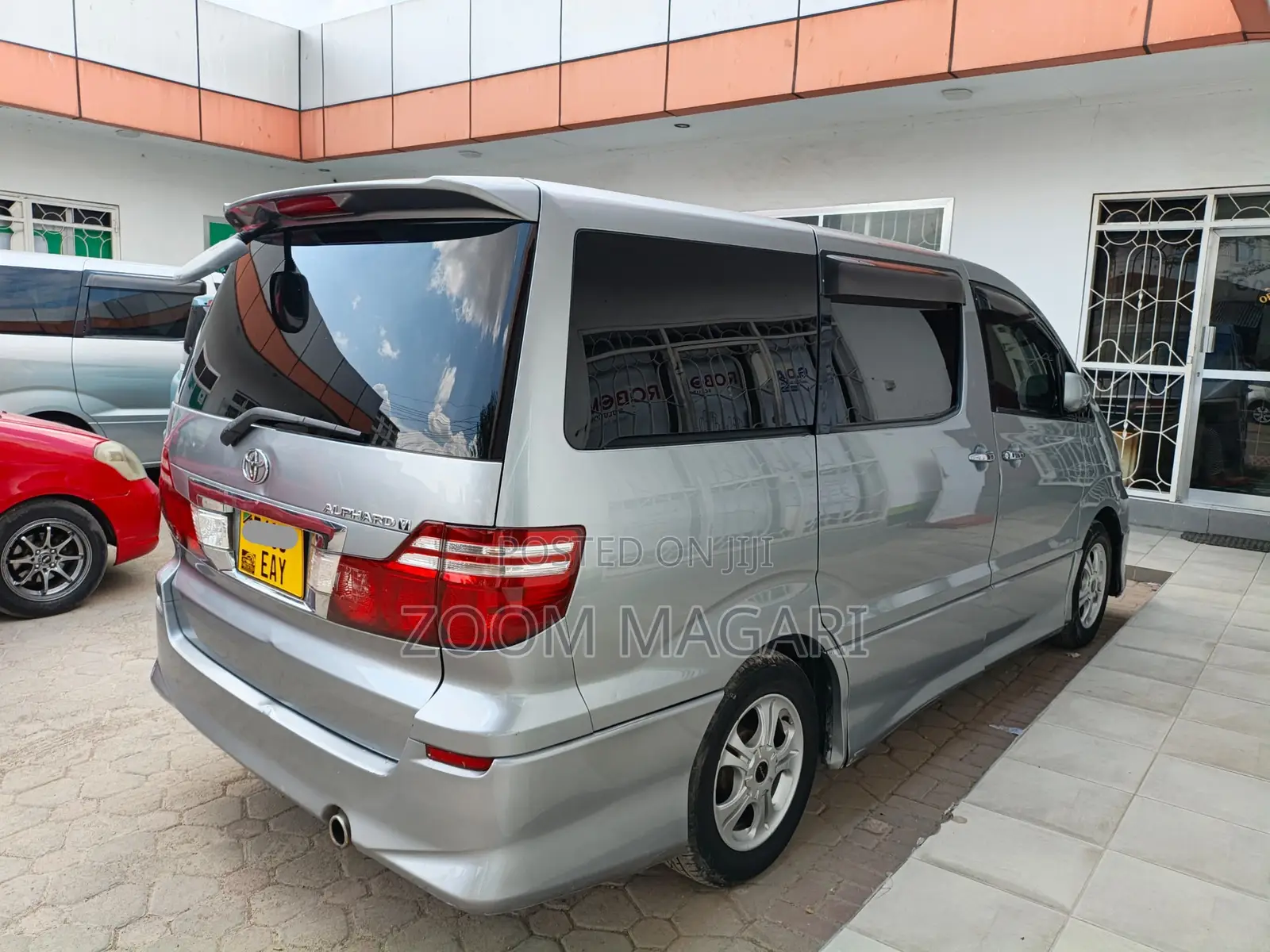 Toyota Alphard 2004 Silver