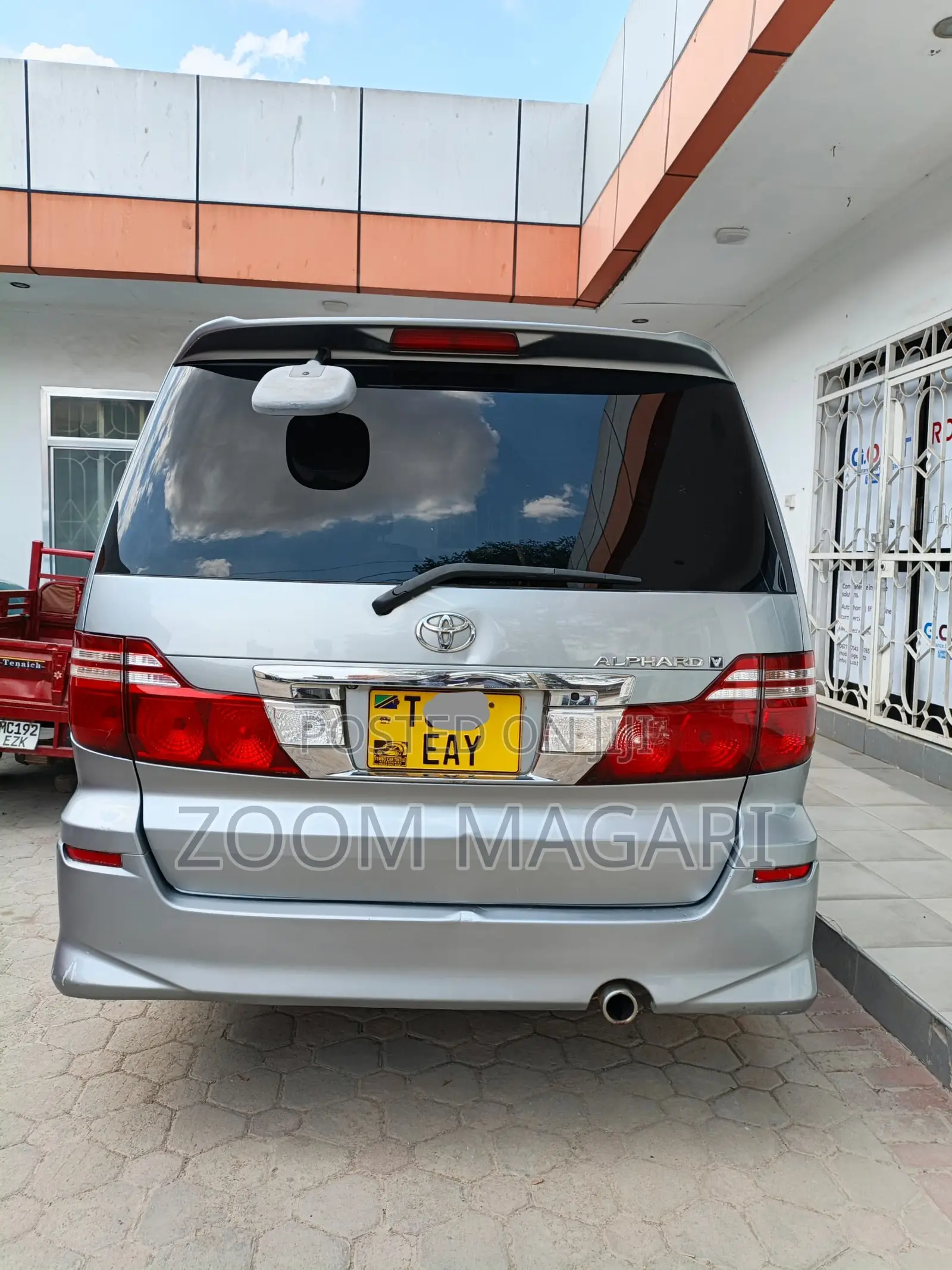 Toyota Alphard 2004 Silver