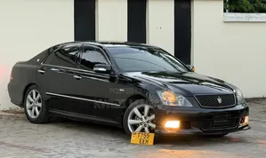 Toyota Crown 2006 Black