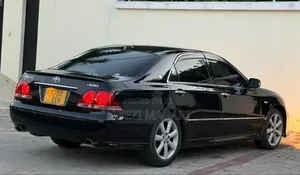 Toyota Crown 2006 Black