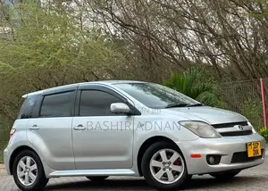 Toyota IST 2006 Silver