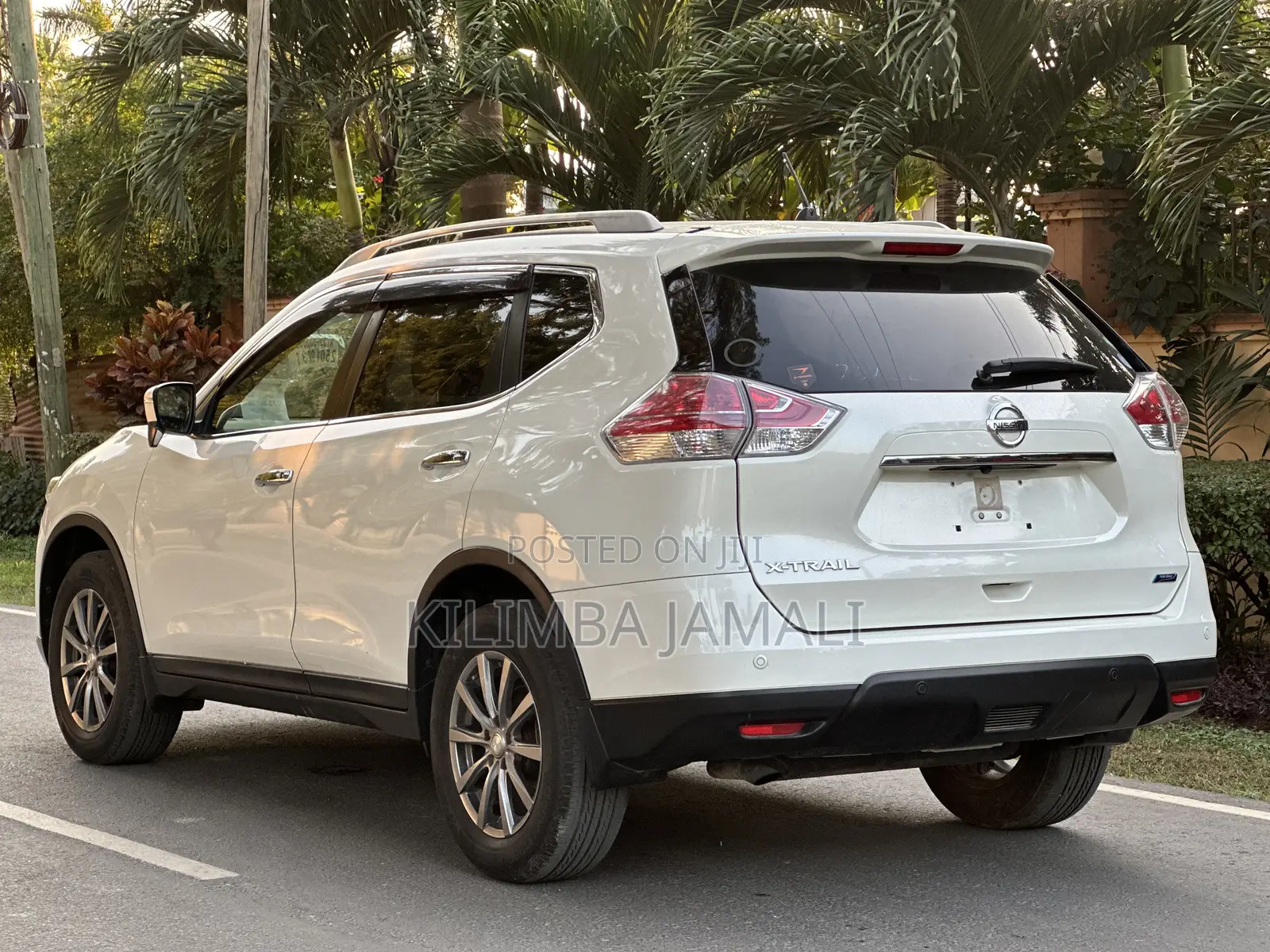 Nissan X-Trail 2015 White
