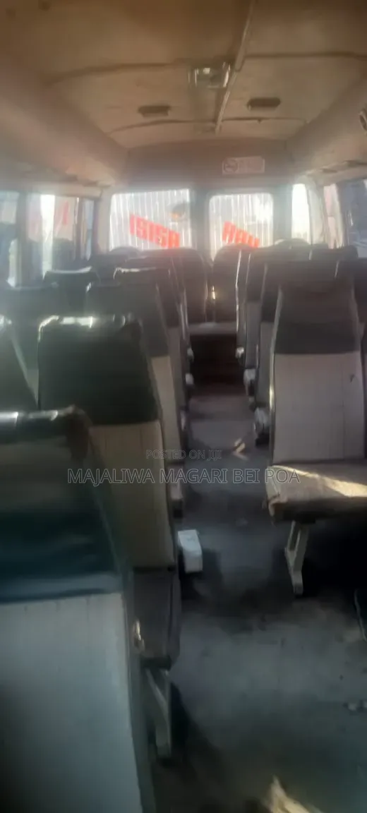 Toyota Coaster 2004 Beige