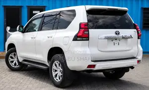 Toyota Land Cruiser Prado 2.8 2021 White