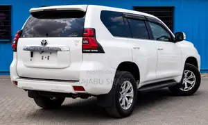 Toyota Land Cruiser Prado 2.8 2021 White