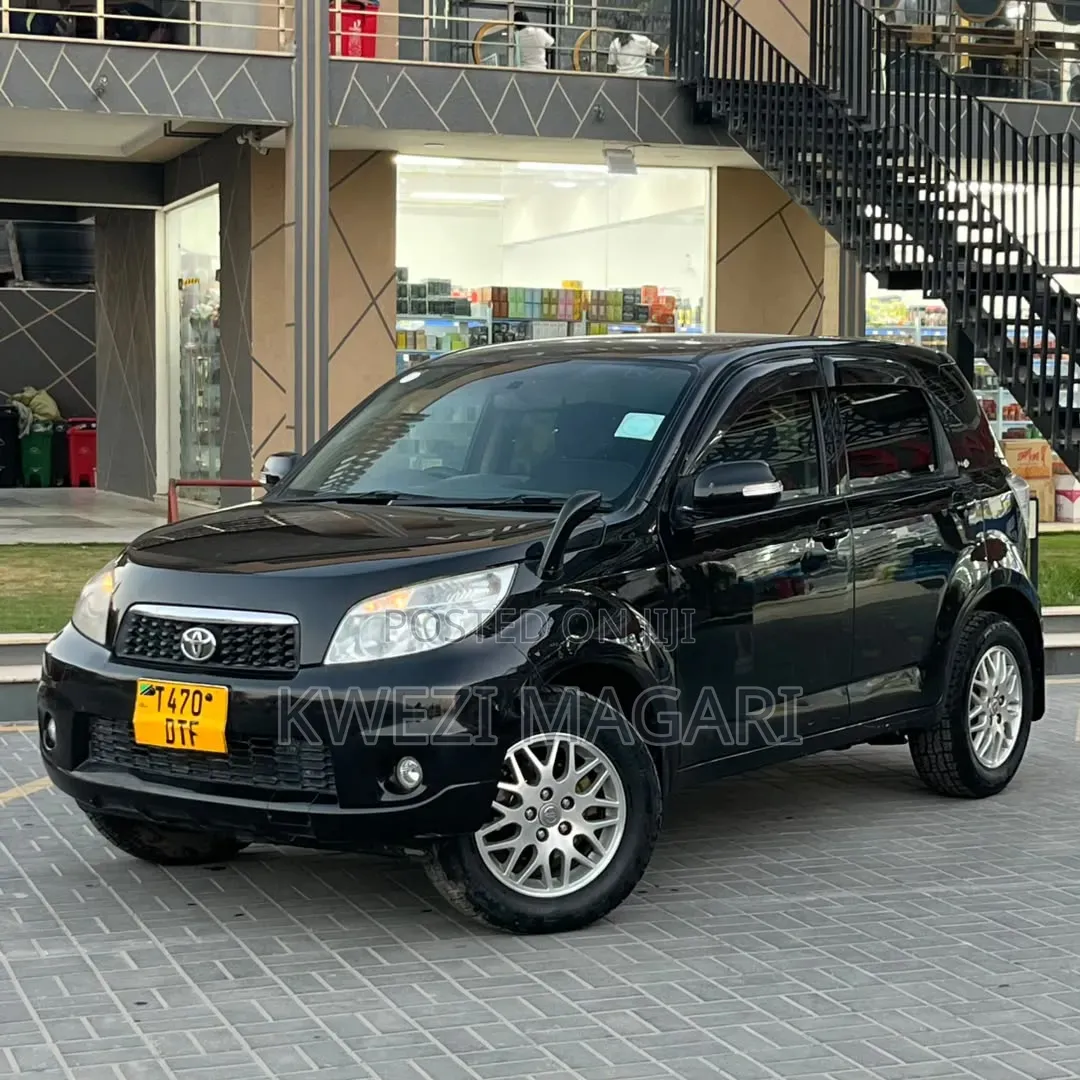 Toyota Rush 2010 Black