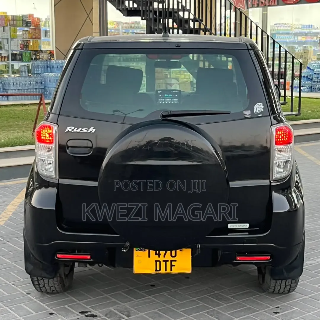 Toyota Rush 2010 Black