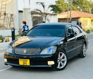 Toyota Crown Royale 2005 Black