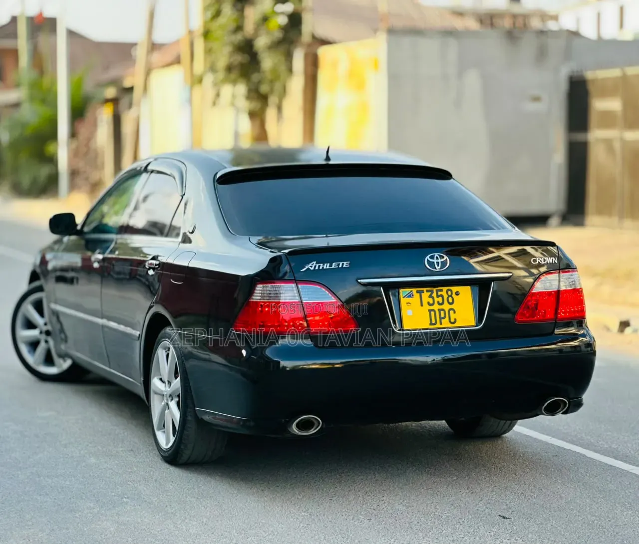 Toyota Crown Royale 2005 Black