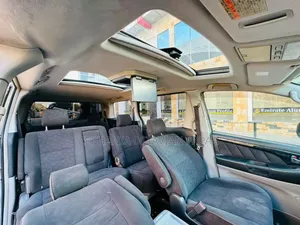 Toyota Alphard 2005 Silver