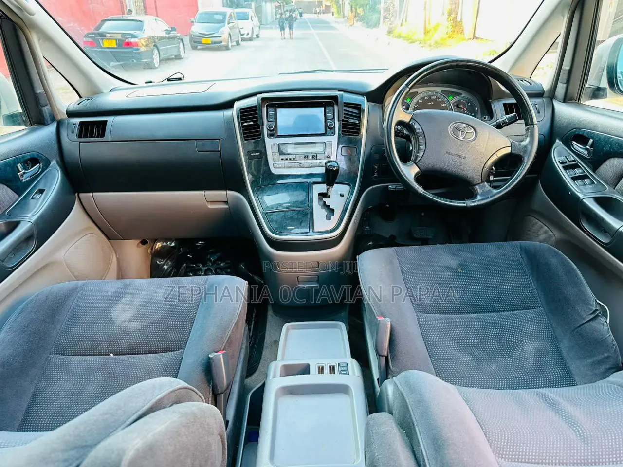 Toyota Alphard 2005 Silver