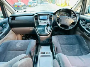 Toyota Alphard 2005 Silver