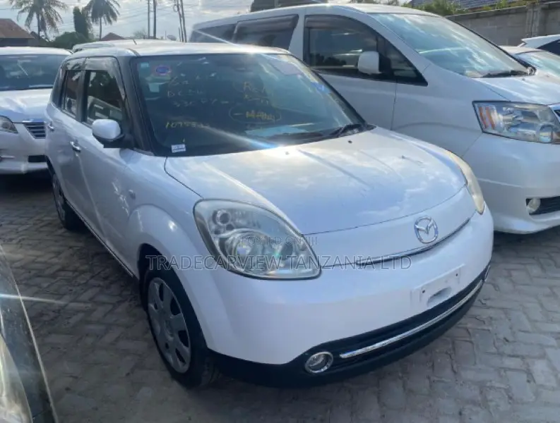 Mazda Verisa 2009 Pearl