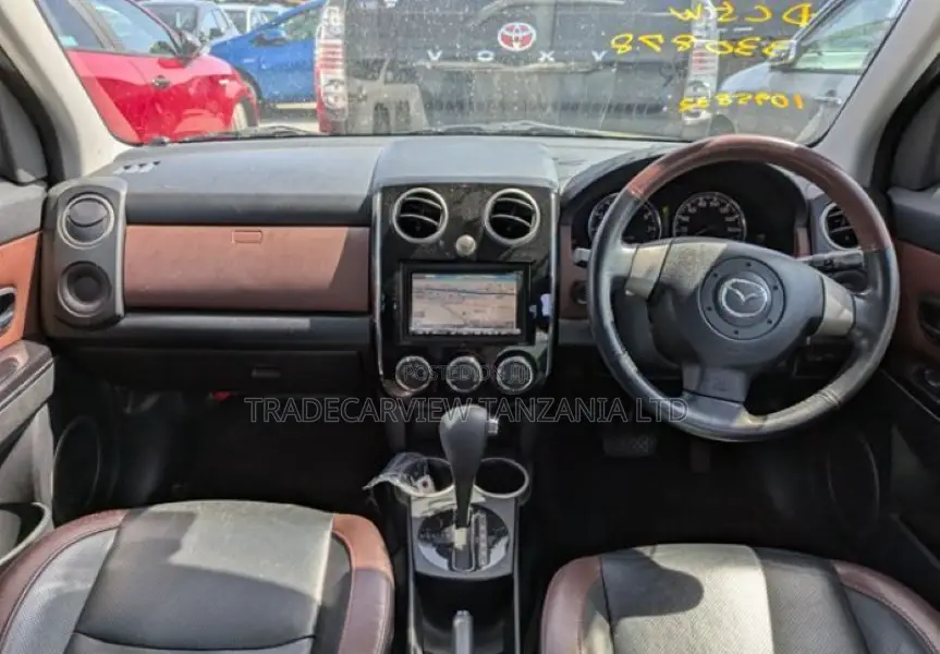Mazda Verisa 2009 Pearl
