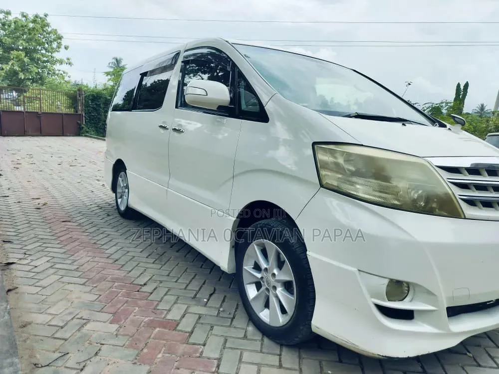 Toyota Alphard 2006 White