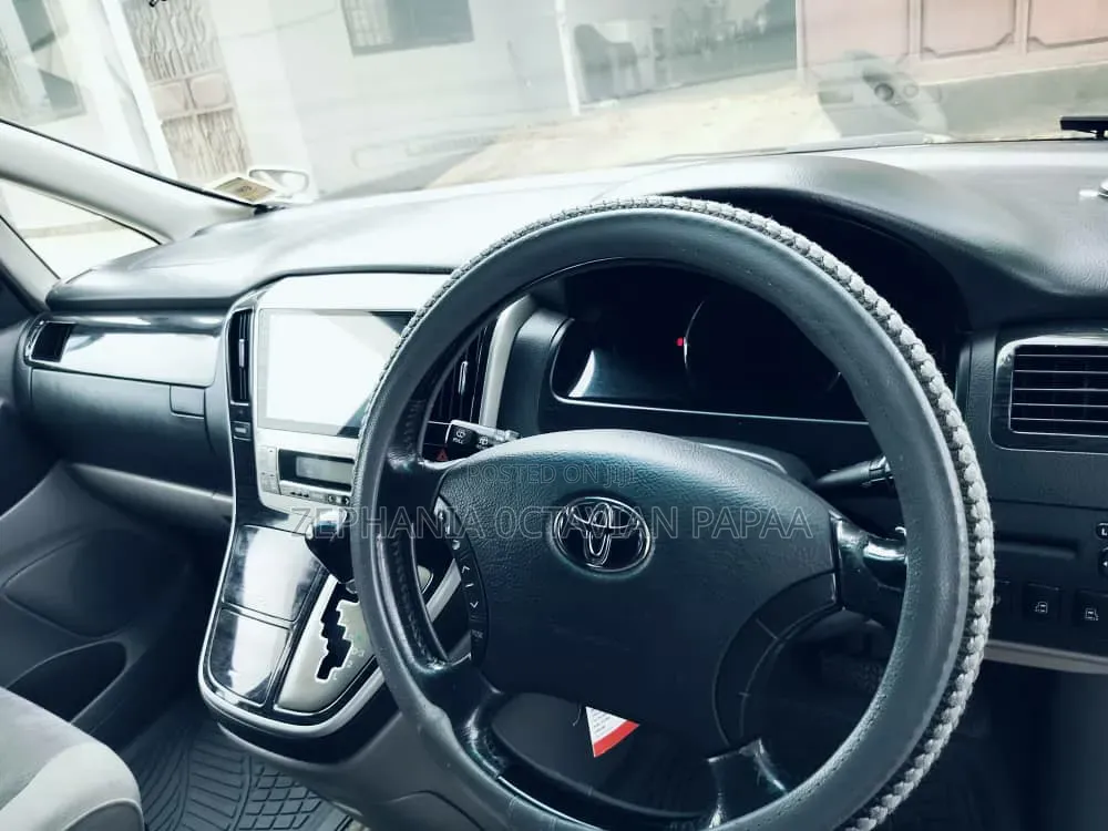 Toyota Alphard 2006 White