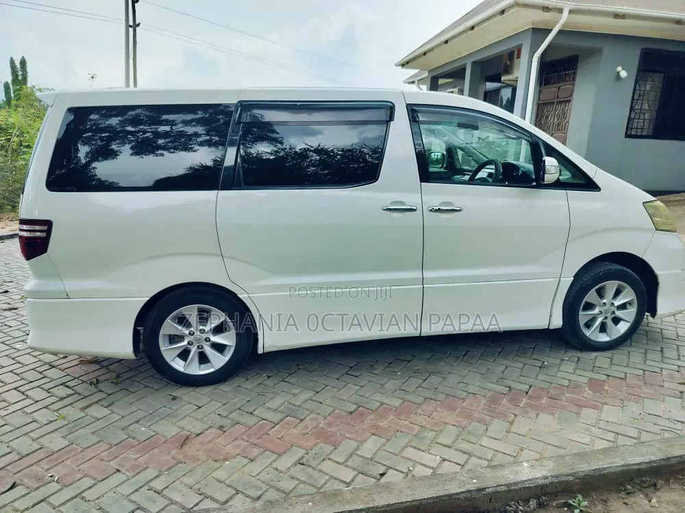 Toyota Alphard 2006 White