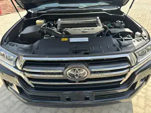 Toyota Land Cruiser 2021 Black
