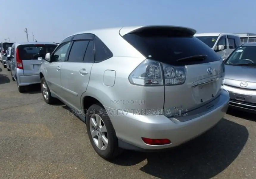 Toyota Harrier 2003 Silver