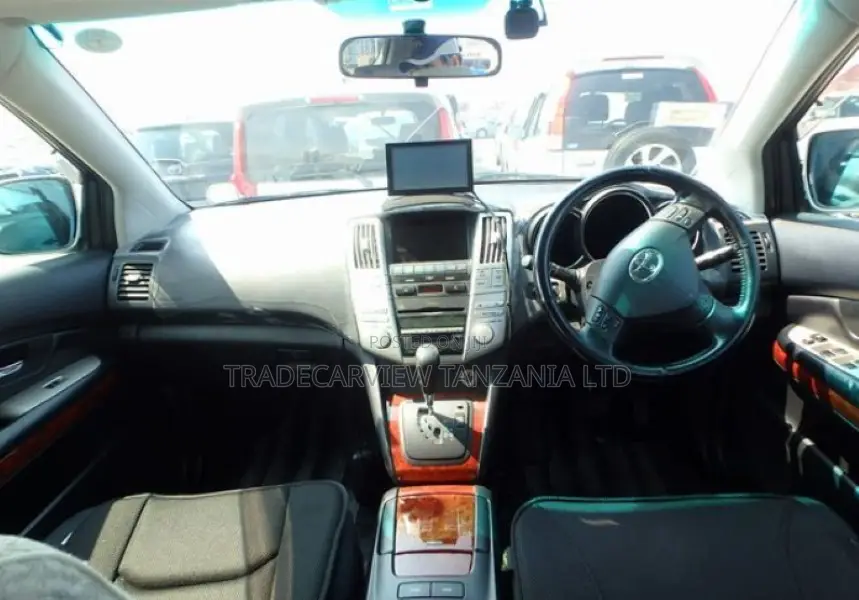 Toyota Harrier 2003 Silver