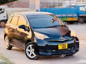 Toyota Ractis 2012 Black