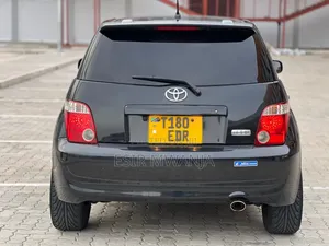 Toyota IST 2006 Black