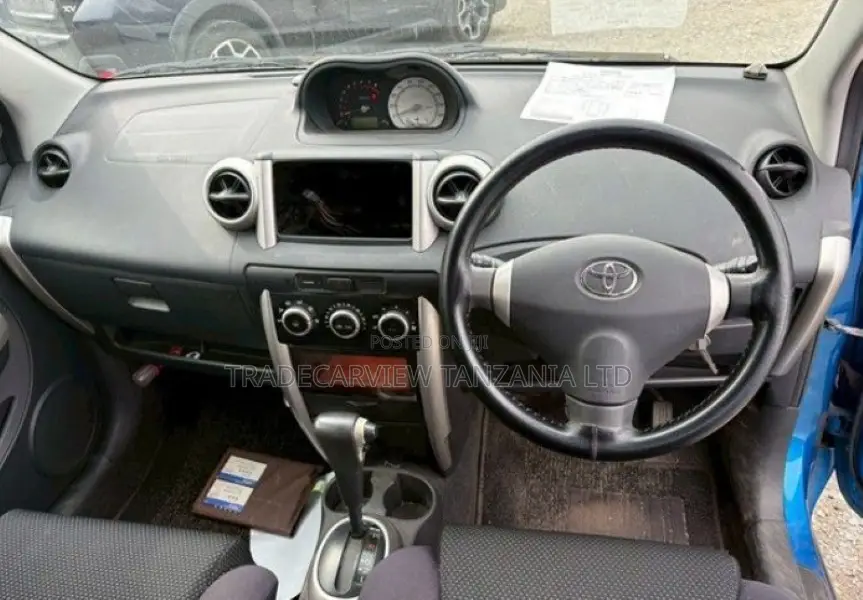 Toyota IST 2003 Blue