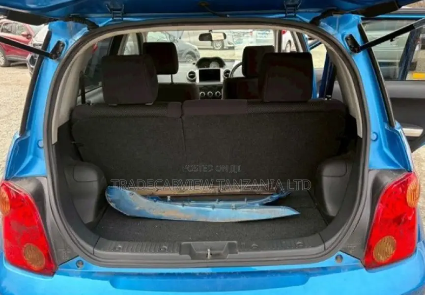 Toyota IST 2003 Blue