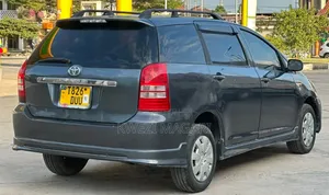 Toyota Wish 2004 Gray
