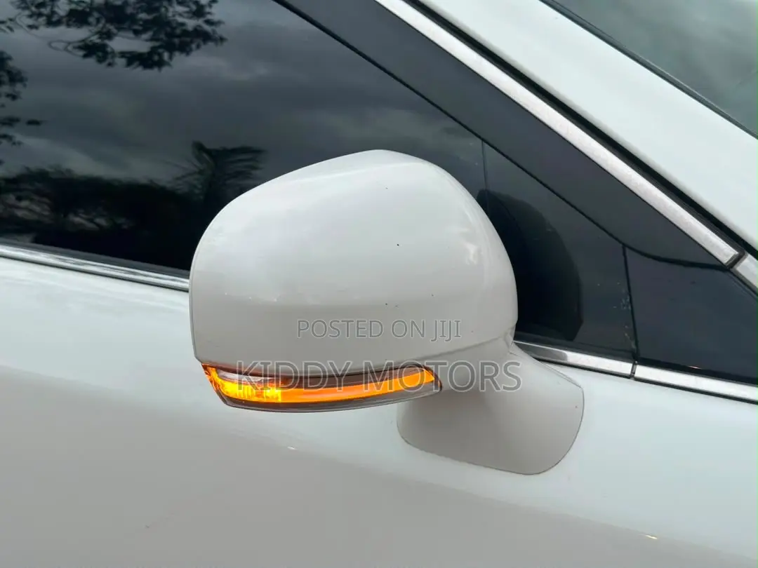 Toyota Crown 2009 Pearl