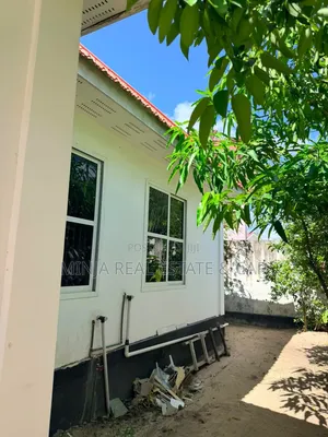 4bdrm House in Kibada for sale