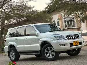 Toyota Land Cruiser Prado 2007 White