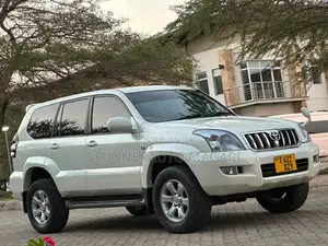 Toyota Land Cruiser Prado 2007 White