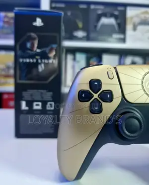 DUALSENSE 007 First Light Limited Edition