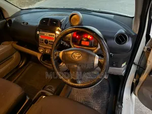 Toyota Passo 2007 White