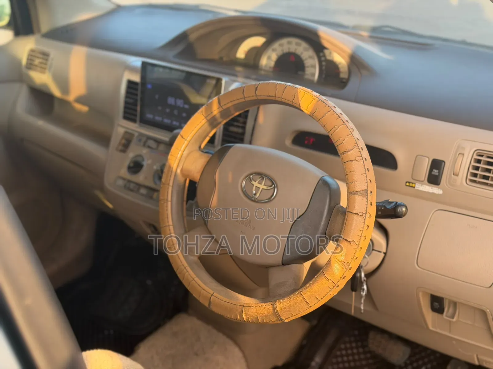 Toyota Raum 2005 Silver