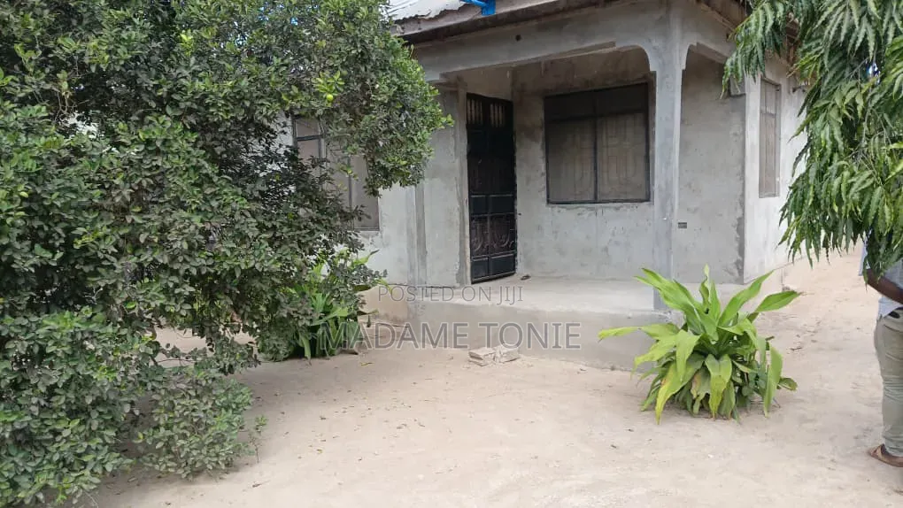3bdrm House in Wankomange Com Ltd, Kigamboni for sale