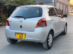 Toyota Vitz 2003 Gray