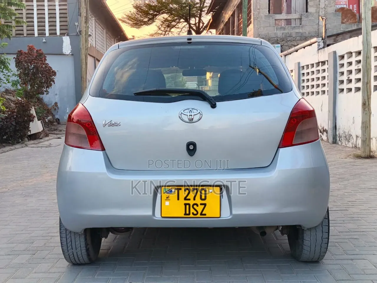 Toyota Vitz 2003 Gray