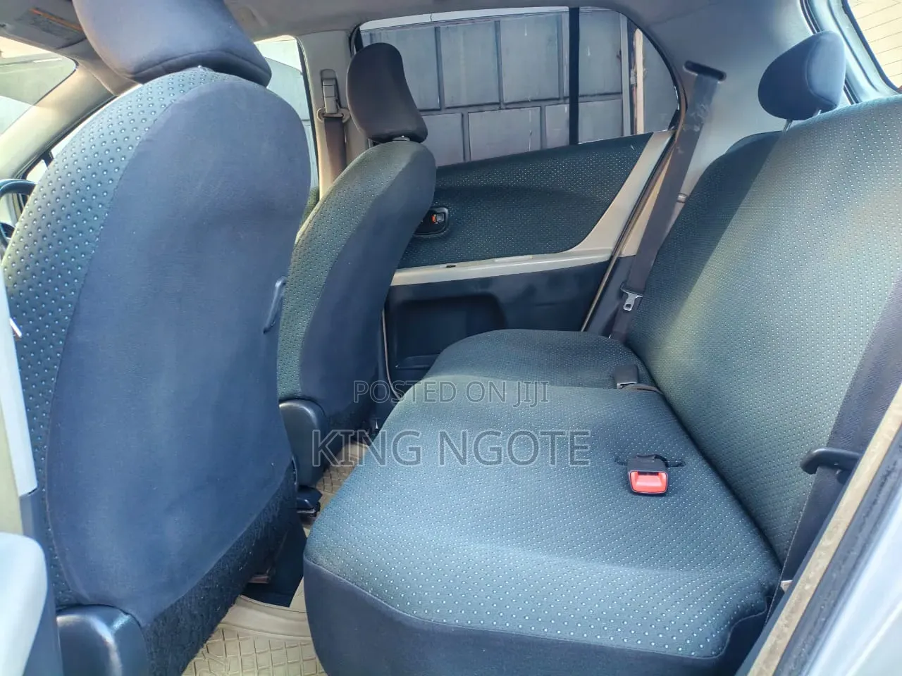Toyota Vitz 2003 Gray