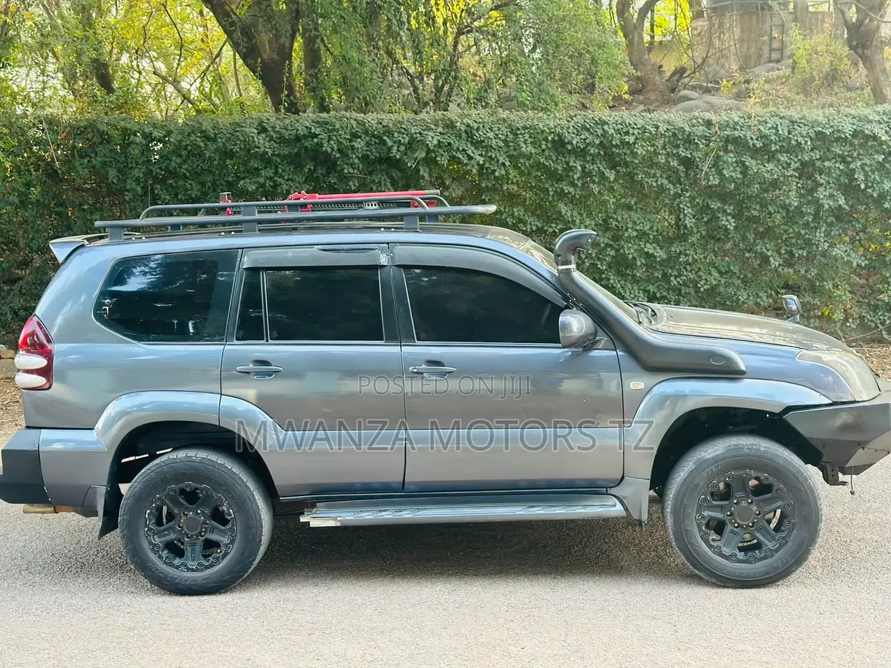 Toyota Land Cruiser Prado 2004 Gray