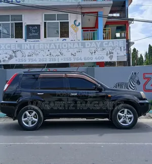 Nissan X-Trail 2005 Black