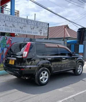 Nissan X-Trail 2005 Black