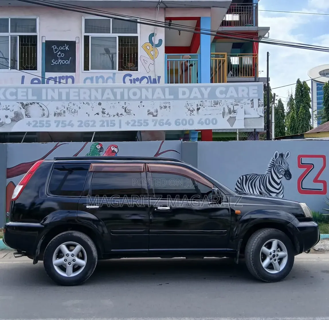 Nissan X-Trail 2005 Black