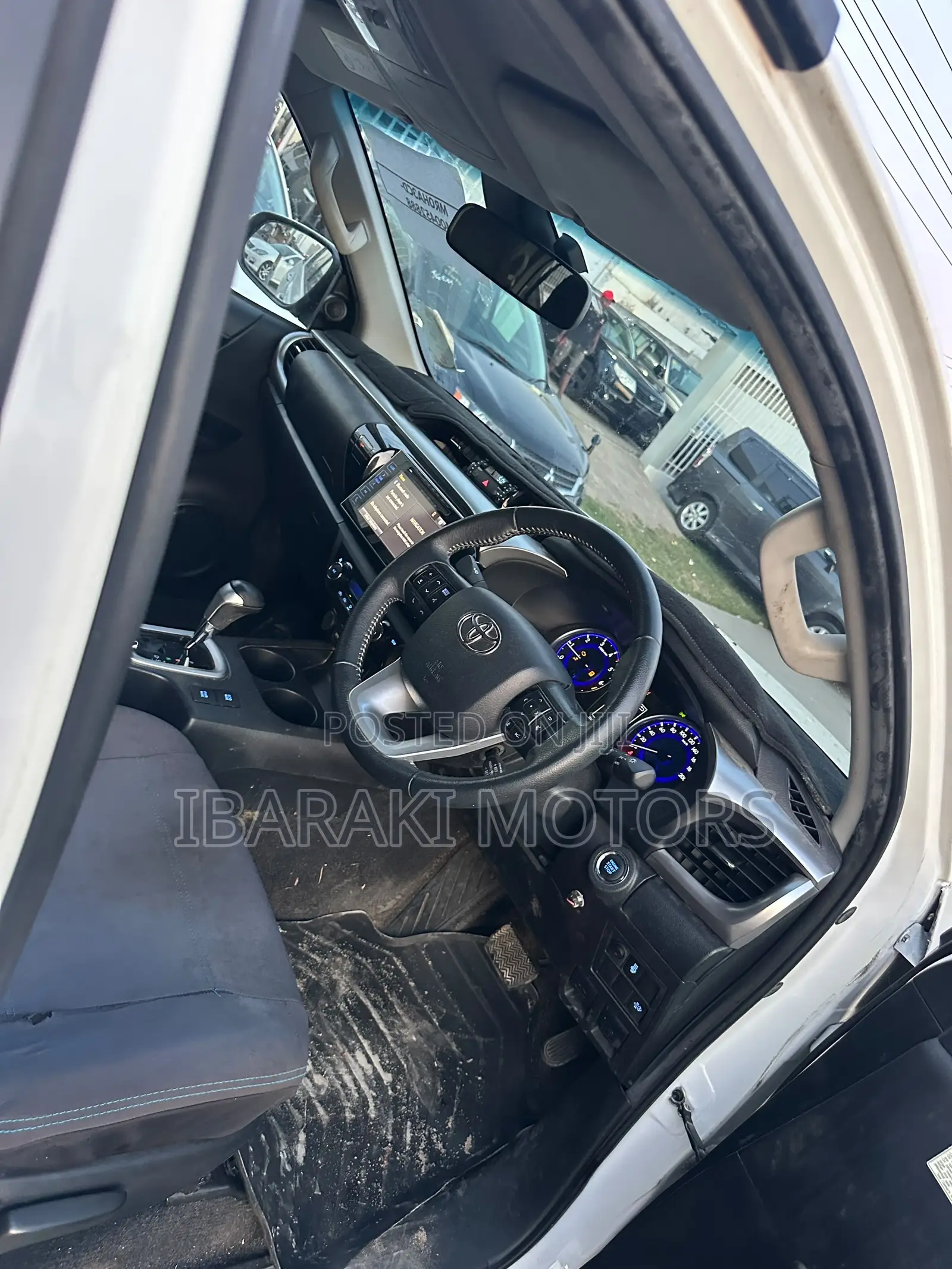 Toyota Hilux 2.8 Diesel 2020 White