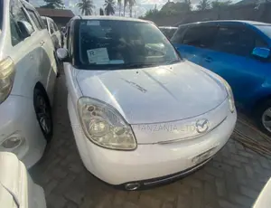 Mazda Verisa 2008 Pearl