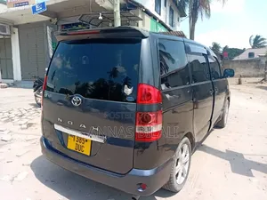 Toyota TownAce Noah 2001 Gray