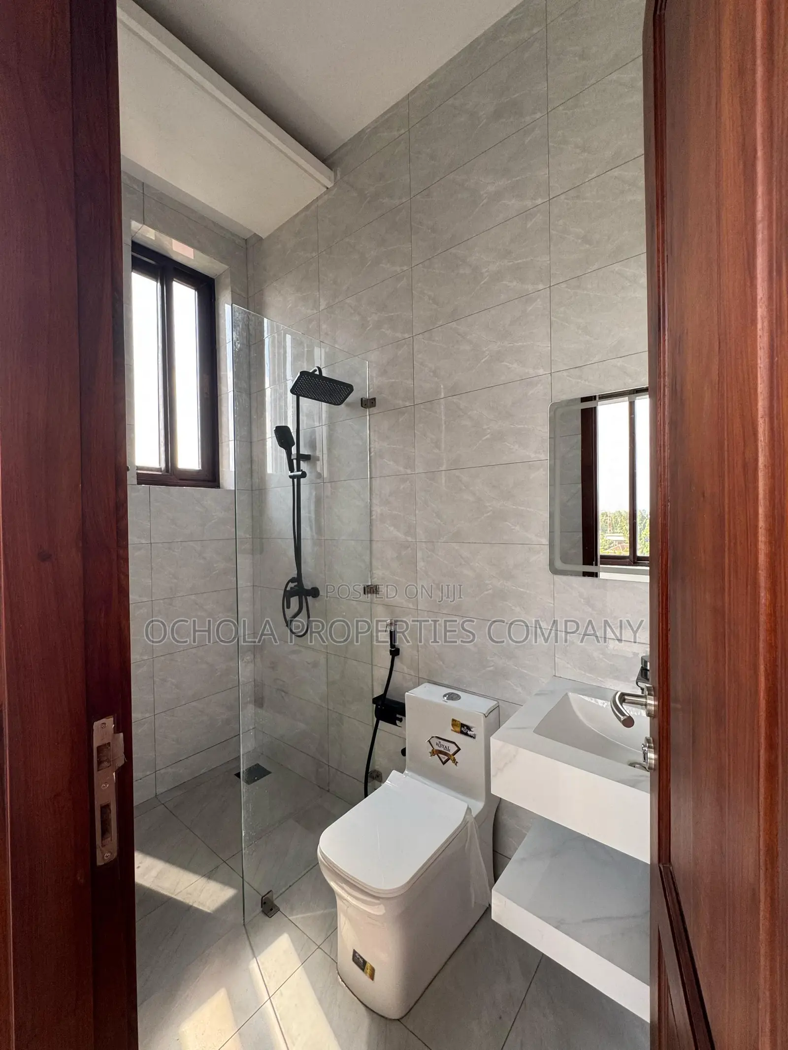 Furnished 2bdrm Penthouse in Mikocheni for rent