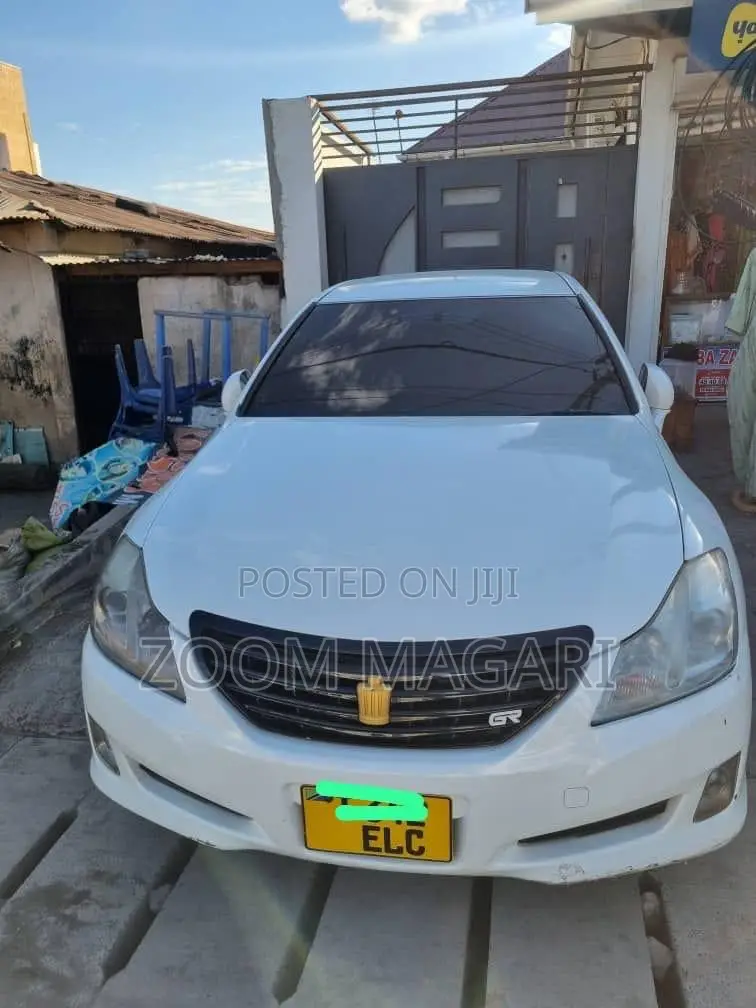 Toyota Crown 2009 Pearl